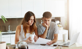 Co to jest assistance? Jak działa, ile kosztuje i kiedy naprawdę się opłaca?