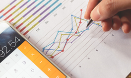 Czym jest marża i jak wpływa na całkowity koszt kredytu?