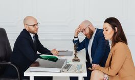 Jak zwolnić z długu współkredytobiorcę? Procedura, dokumenty i koszty