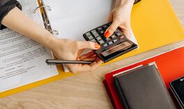 Przeniesienie kredytu konsolidacyjnego do innego banku. Jak to zrobić i kiedy się opłaca?