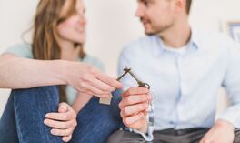Rynek pierwotny i wtórny. Z czego wynika podział i jakie są między nimi różnice?