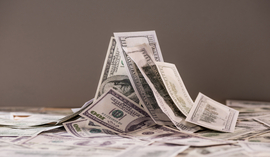 Co to jest oprocentowanie lokaty? Jak rozumieć oprocentowanie w skali roku?