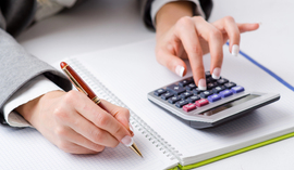 Kredyt mieszkaniowy 450 tys - jaka rata? Ile trzeba zarabiać?