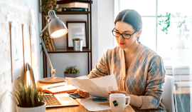 Chcesz wziąć kredyt gotówkowy? Na przykładzie oferty w VeloBanku pokazujemy, na co warto zwrócić uwagę