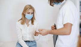 Jest pozytywny skutek pandemii! COVID-19 sprawił, że wydatki na ubezpieczenie już tak nie bolą