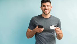 Zapomnij o plastiku! Sprawdź, dlaczego cyfrowe karty to przyszłość płatności