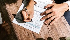 NBP ostrzega: banki zmienią zasady kredytów. Polacy mogą mieć trudniej, firmy łatwiej