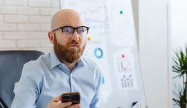 Klienci polskich banków mają problem z SMS-ami. Bez kodu nie zalogują się do konta