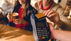 Ubezpieczenie karty kredytowej. Co daje, ile kosztuje i czy jest obowiązkowe?