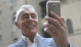 Otwórz konto dla spółki przez weryfikację przez selfie w ING Business