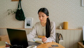 Logujesz się do banku online? Ten błąd może Cię kosztować fortunę!