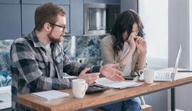 Czarna lista dłużników - kto może na nią trafić i jak usunąć z niej swoje dane?