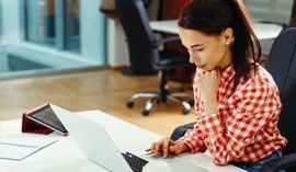 Zanim wyczyszczą ci konto - jak bronić się przed oszustami w sieci