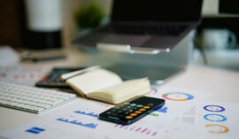 Polska nadal trudna dla biznesu według TMF. Firmy tracą czas na przepisy i raportowanie