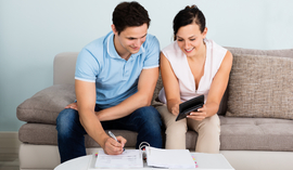 Niższy PIT przynosi korzyści. Zobacz, ile zyskujesz dzięki obniżce podatku dochodowego z 17 do 12 proc.