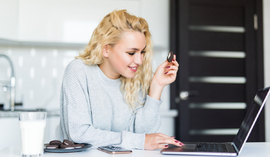 Masz oszczędności? Sprawdź, jak zarobić 7% i jeszcze dostać 300 zł premii z dobrym kontem osobistym