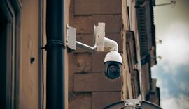 Masz monitoring przy domu? Ta decyzja UODO może dotyczyć także ciebie