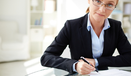 Czy umowy o dzieło znikną z rynku pracy? Oto, co się dzieje!