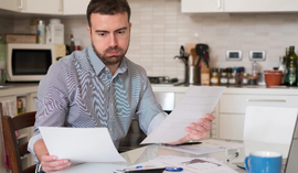 Kredyt oddłużeniowy – na czym polega i kto może zaciągnąć?