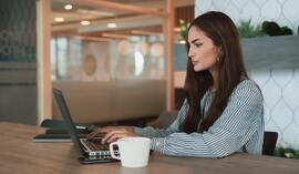 Jak obniżyć swoje miesięczne raty kredytów od nowego roku? Citibank z najtańszą ofertą konsolidacji na rynku