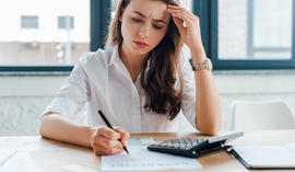 Upadłość konsumencka a kredyt. Jak postępować i kiedy zaciągnąć kolejne zobowiązanie?