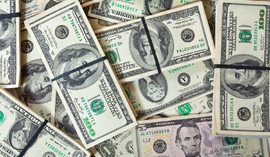 Dolar traci na wartości!