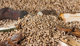 Polacy ruszyli po pellet za granicę. Różnica w cenie sięga nawet kilkuset złotych