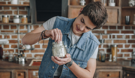 Jak oszczędzać dla dziecka czy na emeryturę? Sposoby na oszczędzanie pieniędzy