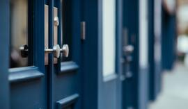 Subintabulat – co to jest i kto może skorzystać z hipoteki na wierzytelności hipotecznej