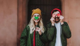 Walentynki już nie tylko dla par. Według badania VeloBanku 37 proc. Polaków świętuje inaczej