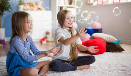 Gdzie ubezpieczyć dziecko? Przegląd opcji i praktyczne porady dla rodziców