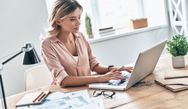 Czym wyróżnia się kredyt konsolidacyjny ze stałym oprocentowaniem? Jakie banki mają go w ofercie?