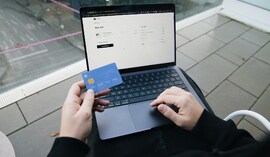Volkswagen Bank daje 4 proc. bez limitu. Jest jednak opłata za przelew