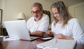 Emeryci mogą stracić 500 dolarów miesięcznie. W USA zbliża się kryzys Social Security