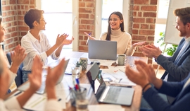 Konto firmowe, które daje więcej. Credit Agricole oferuje nawet 2 000 zł premii dla przedsiębiorców