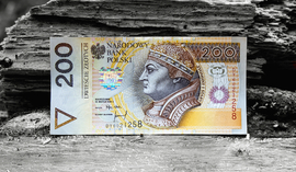 Jak sprawdzić, czy banknot jest prawdziwy? Rozpoznaj łatwo fałszywy lub podrobiony banknot!