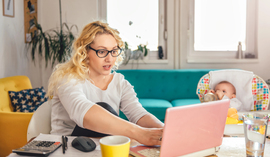 Kiedy warto zaciągnąć kredyt – przed czy po zmianie pracy?