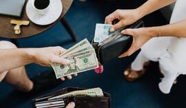 Klienci Banku Pocztowego skorzystają z prawie tysiąca wpłatomatów Planet Cash w Polsce