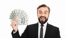 Zaskakujące prognozy dla złotego w 2025 roku! Co przewidują eksperci?