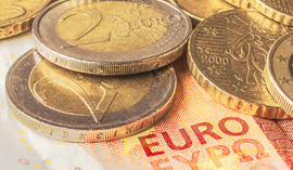 Czy warto założyć lokatę walutową? Czy lokata w euro się opłaca?