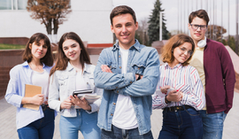 Ile zarabiają studenci w Polsce?