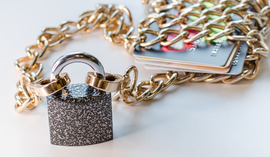 Zajęcie konta bankowego przez komornika. Jakie mamy możliwości?