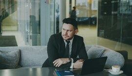 Coraz więcej Polaków ogłasza bankructwo. Ponad 2 tys. spraw w miesiącu