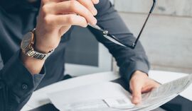 UOKiK stawia zarzuty właścicielowi Supergrosz. Klienci mogli dostać mniej pieniędzy z pożyczki