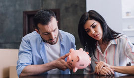 8 tys. złotych średniej krajowej? Sprawdź, dlaczego większość zarabia mniej