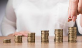 Lokata negocjowana – co to jest i kiedy ma sens?