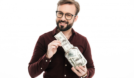 Masz oszczędności? To ostatni moment, aby ulokować je w banku na dobry procent