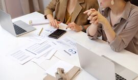 Jak założyć firmę przez bankowość elektroniczną?