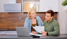 Co jest ważniejszym kosztem kredytowym: prowizja czy oprocentowanie?