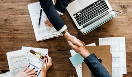 Wakacje od ZUS 2025 – co musisz wiedzieć o nowych zasadach opłacania składek?